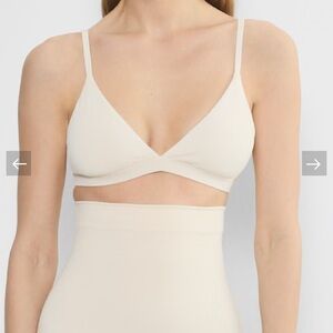 Aritzia Original Contour Triangle Bralette Large NWT